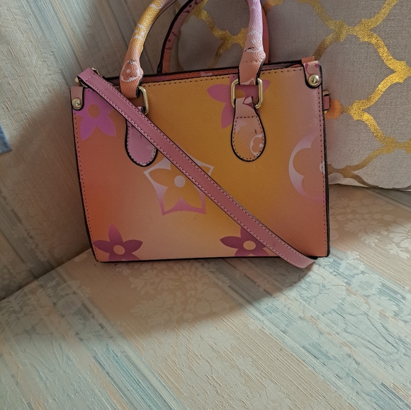 Womens Iconic Sunrise Pastel Floral Design Coated Canvas Crossbody/ Tote - Picture 8 of 11